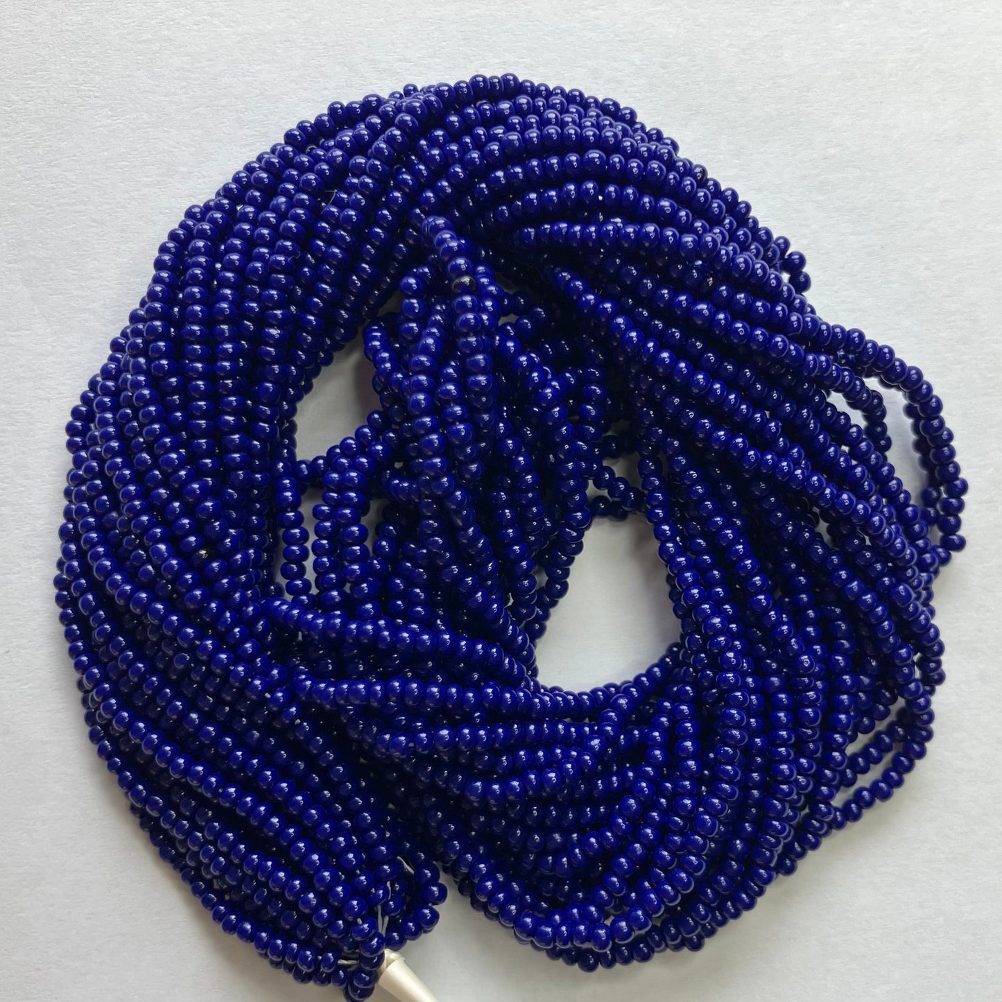 11/0 Opaque Royal Blue Seed Beads – Hank