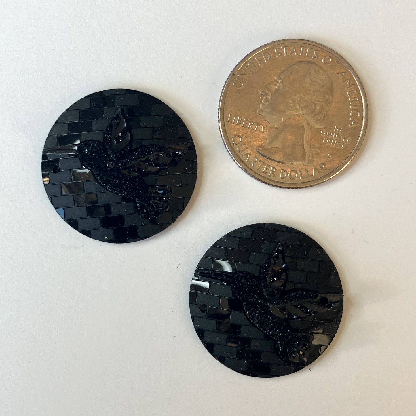 Black Hummingbird Centers – Set of 2