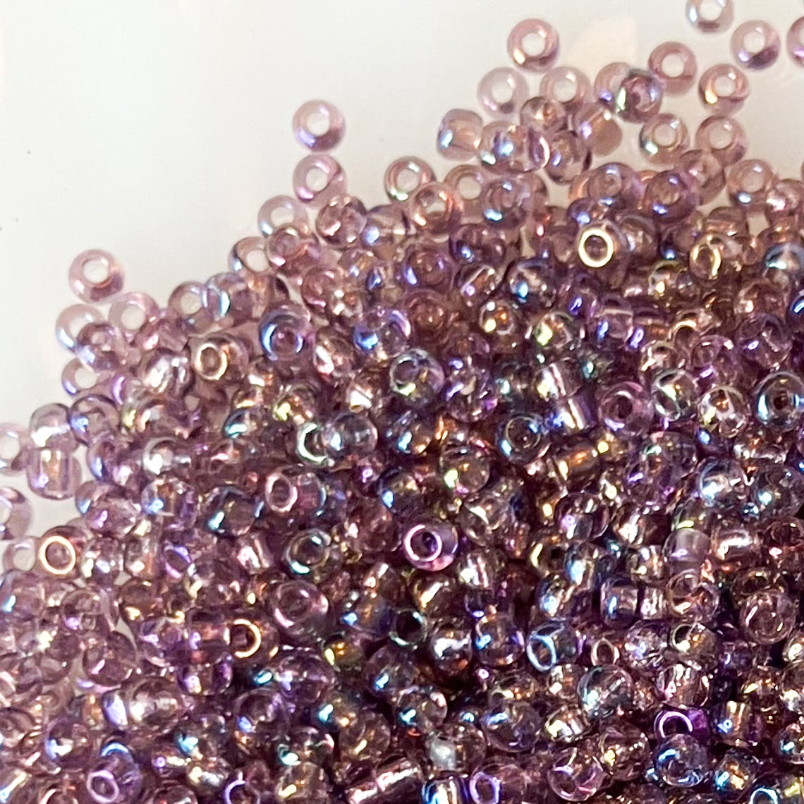8/0 Transparent Purple Seed Beads – 40g & 50g Packs
