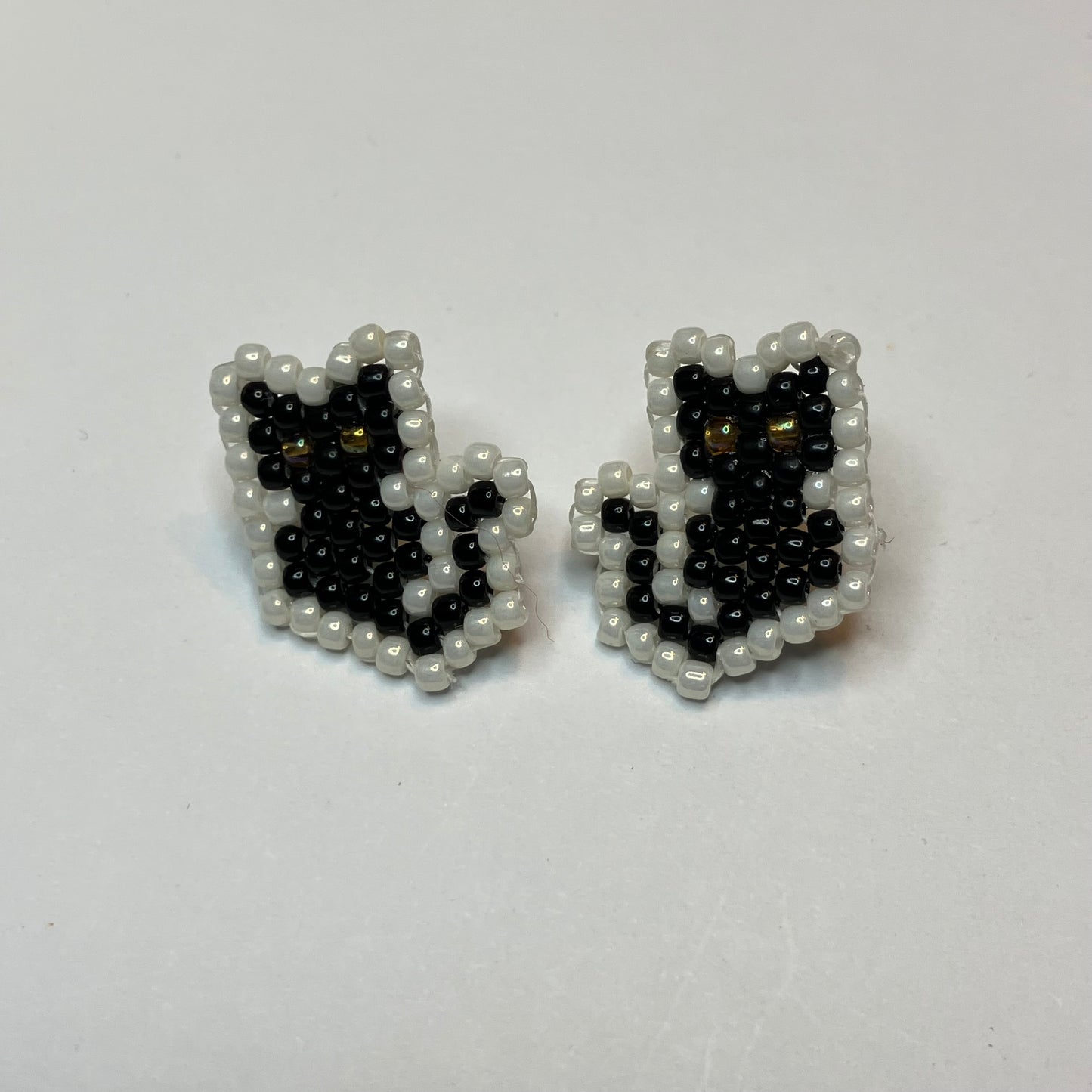 1" Beaded Black Cat Earrings
