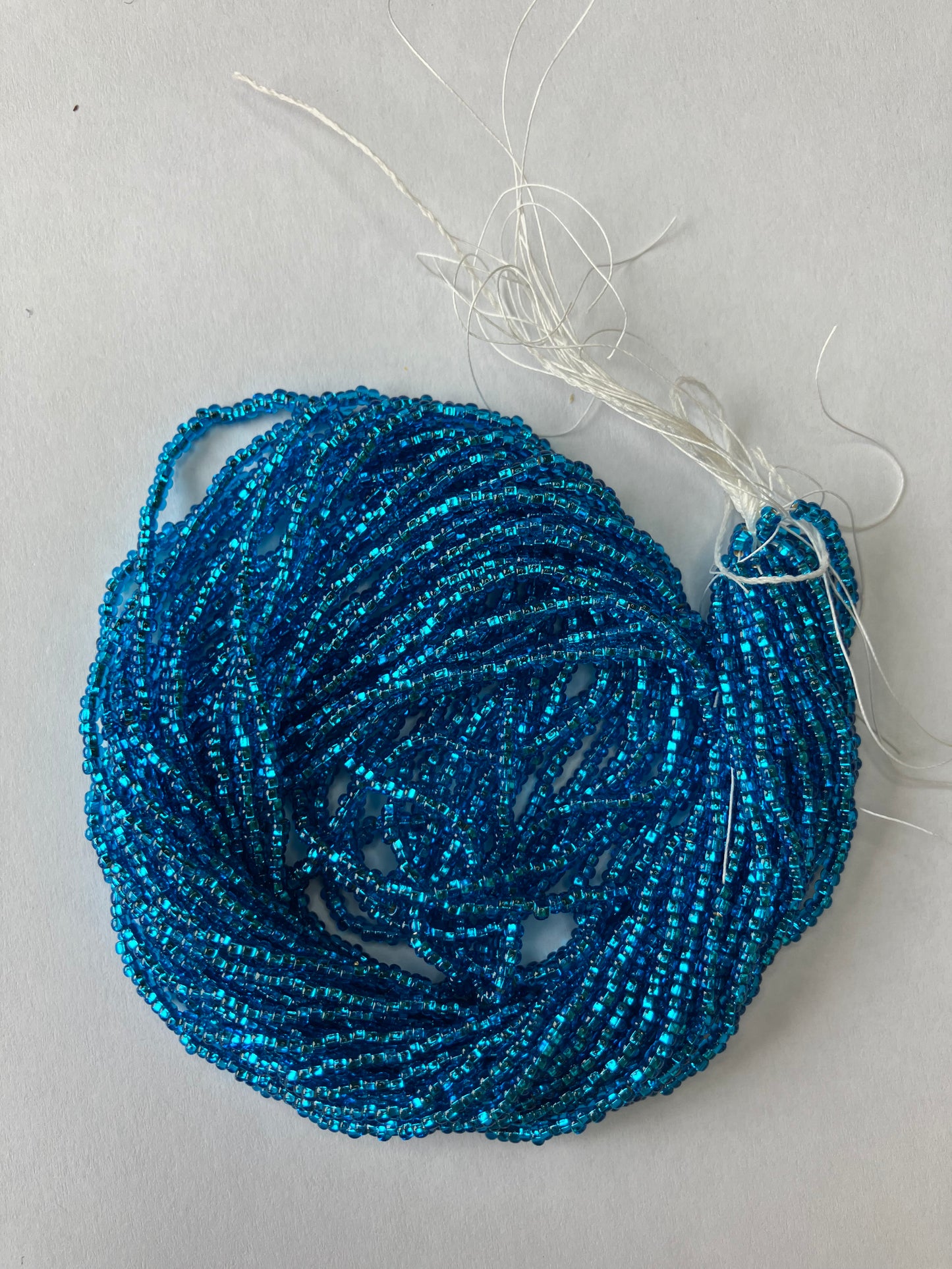 11/0 Silver-Lined Blue Seed Beads – Hank