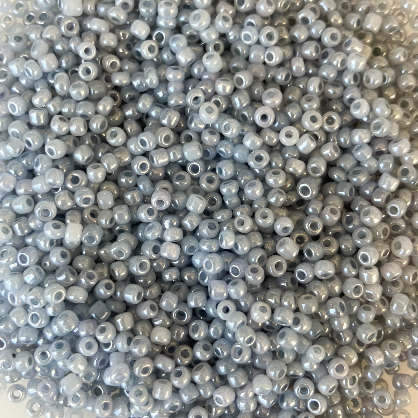 8/0 Gray Seed Beads – 50g Pack
