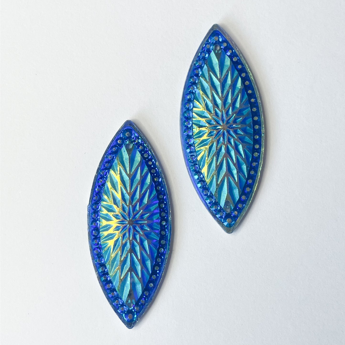 Blue Starburst Horse Eye Resin Cabochons – Set of 6