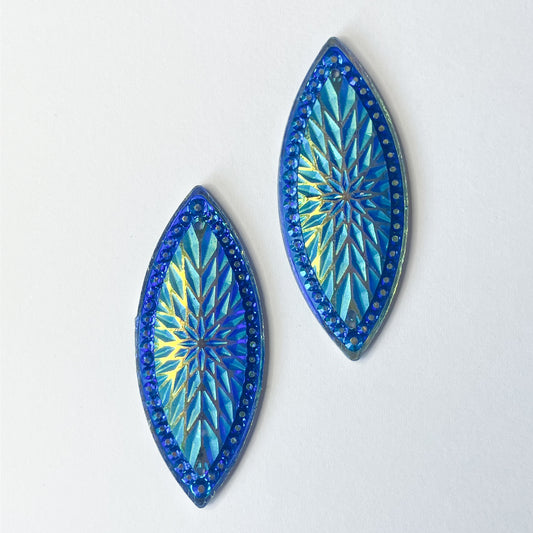 Blue Starburst Horse Eye Resin Cabochons – Set of 6