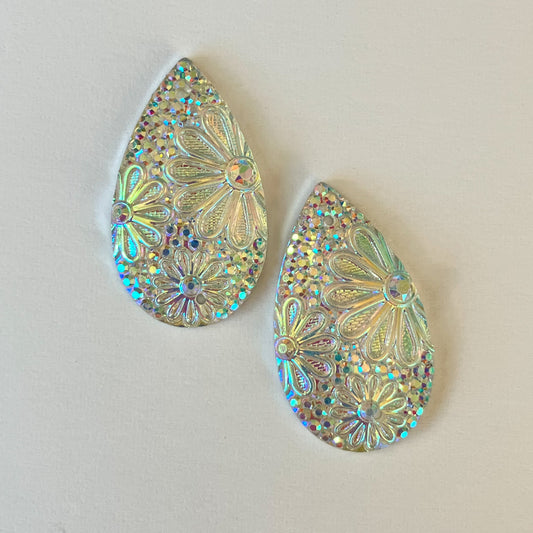 Clear Teardrop Resin Cabochons – Set of 2