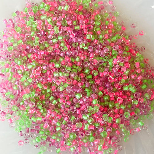 8/0 Neon Mix Seed Beads – Bright, Bold Colors for Creative Designs