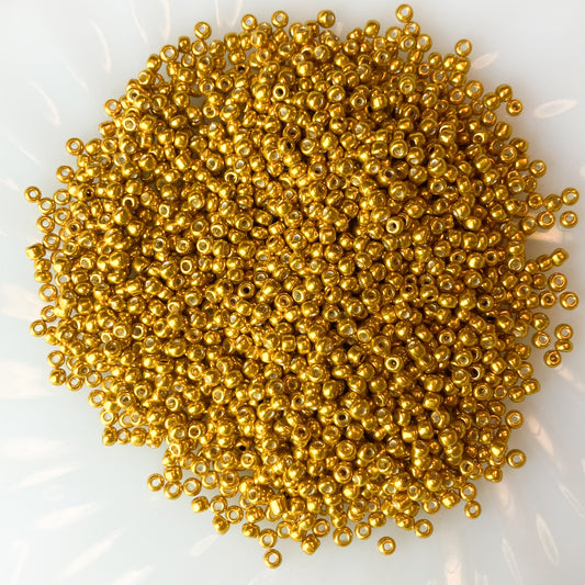 8/0 Gold Seed Beads – 50g Pack