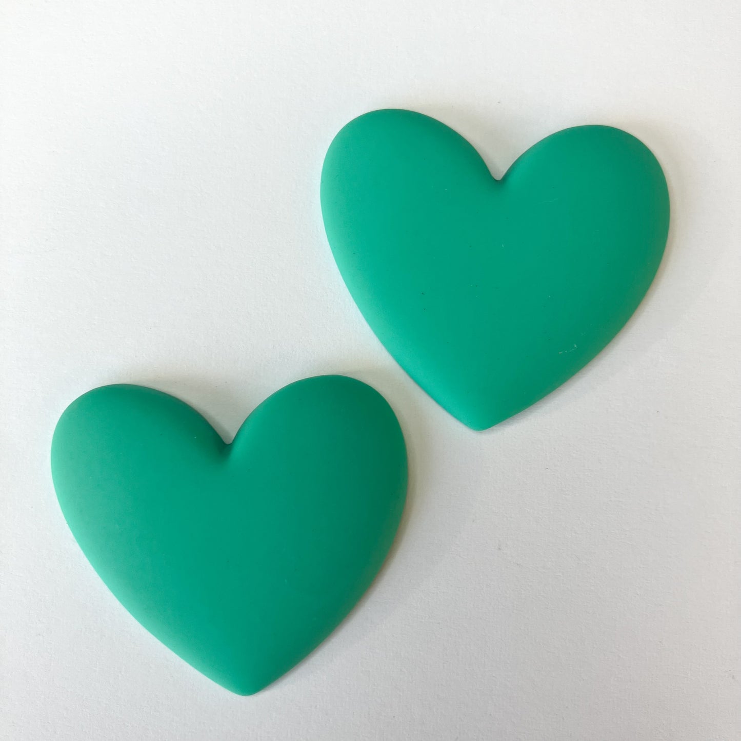 Turquoise Flatback Resin Heart Cabochons – Set of 2
