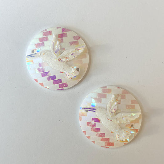 White Hummingbird Centers – Set of 2