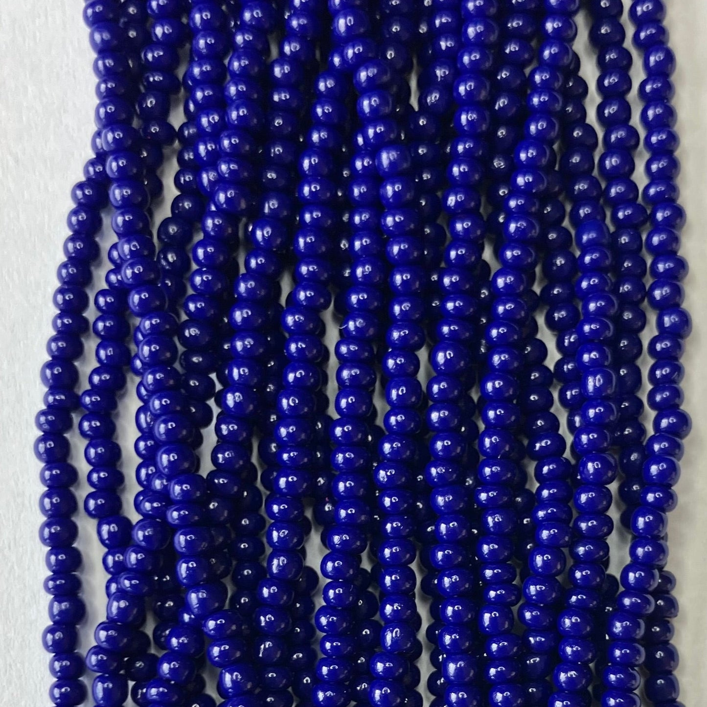 11/0 Opaque Royal Blue Seed Beads – Hank