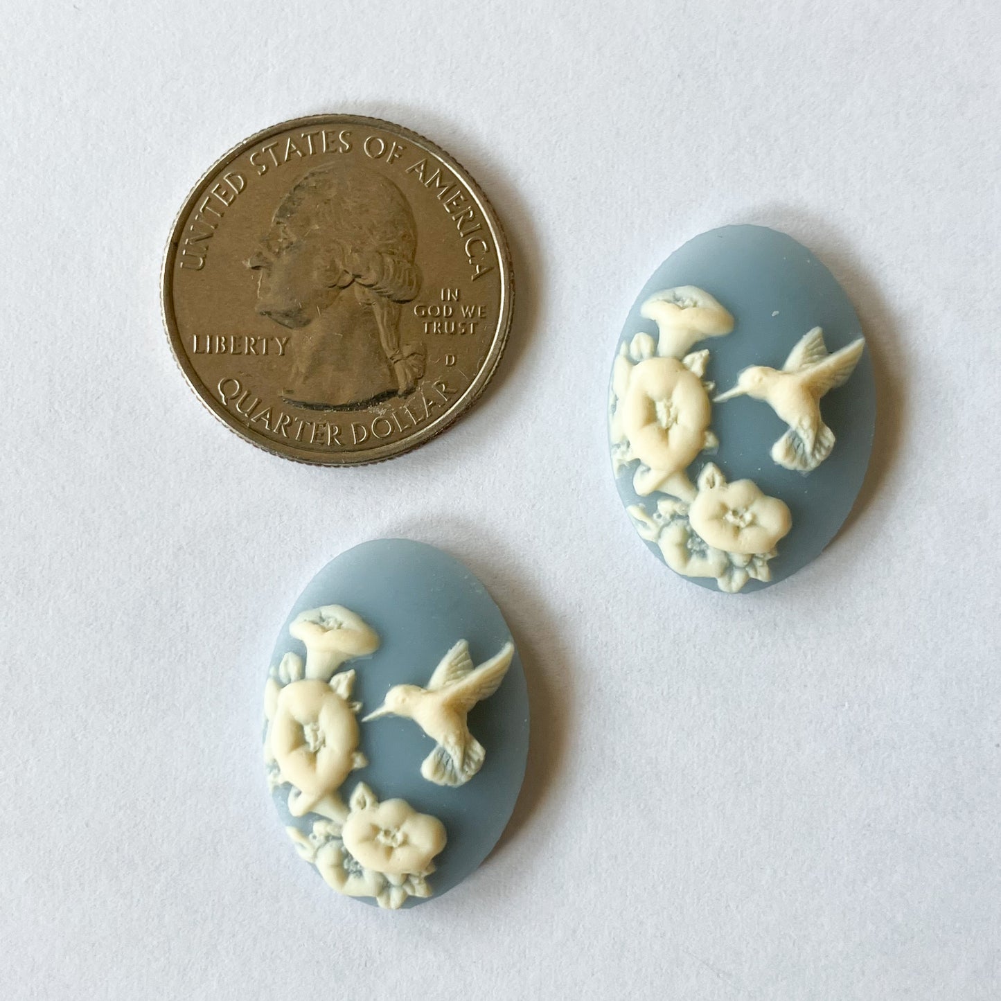 Blue Hummingbird Cabochon Set – 25x18mm (2 Pieces)