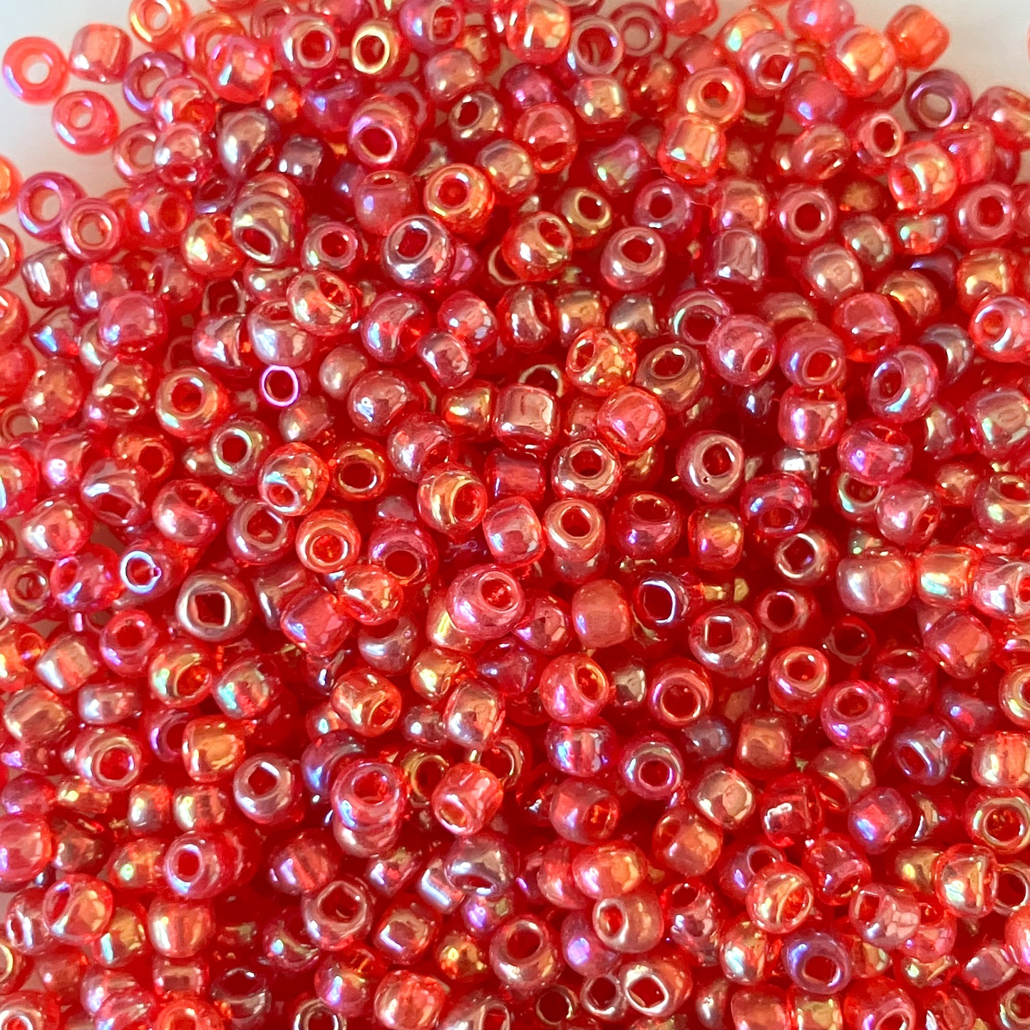 8/0 Transparent Red Seed Beads – Available in 50g or 20g Packs